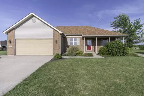 202 Hudson Dr, Jackson Center, OH 45334