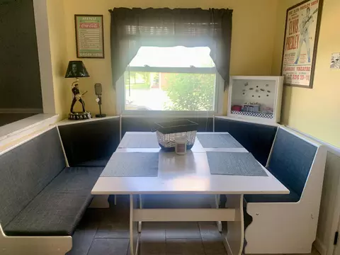 Dining - 2845 Springfield Jamestown Rd, Springfield, OH 45505 photo 1 of 1