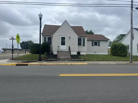 202 S Main St, Jackson Center, OH 45334