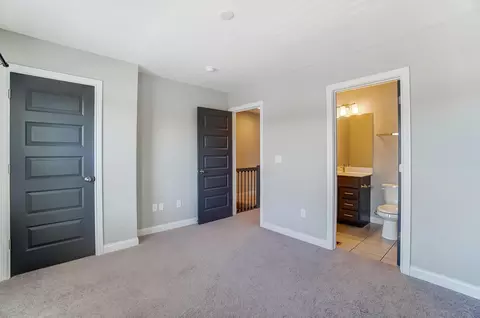 8 N Center St, Springfield, OH 45502 photo 31
