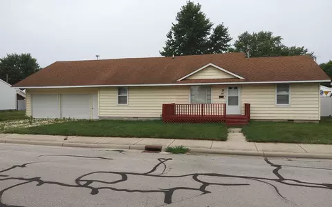 933 Murlin Ave, Celina, OH 45822