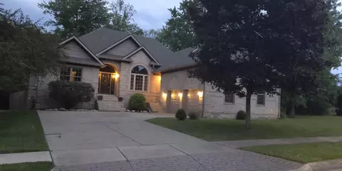 1339 Greystone Dr, Springfield, OH 45503