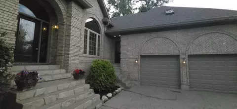 1339 Greystone Dr, Springfield, OH 45503 photo 2
