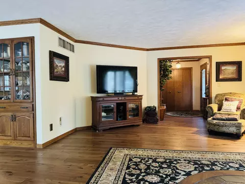 Living - 326 Johnson Ave, Celina, OH 45822 photo 5 of 5