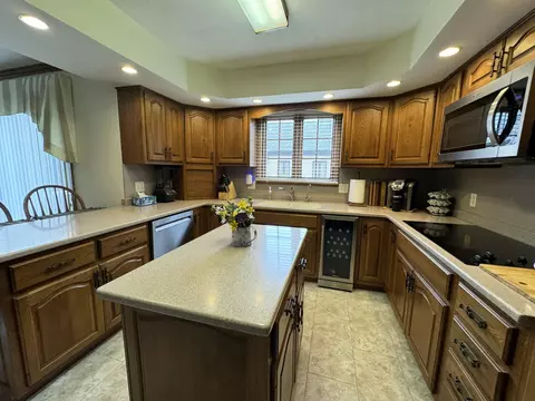 Kitchen - 326 Johnson Ave, Celina, OH 45822 photo 1 of 4