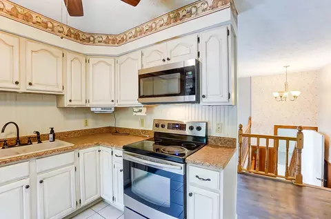2257 Meadowbrook Dr, Springfield, OH 45506 photo 12