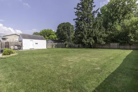 Exterior - 711 Campbell Rd, Sidney, OH 45365 photo 4 of 6