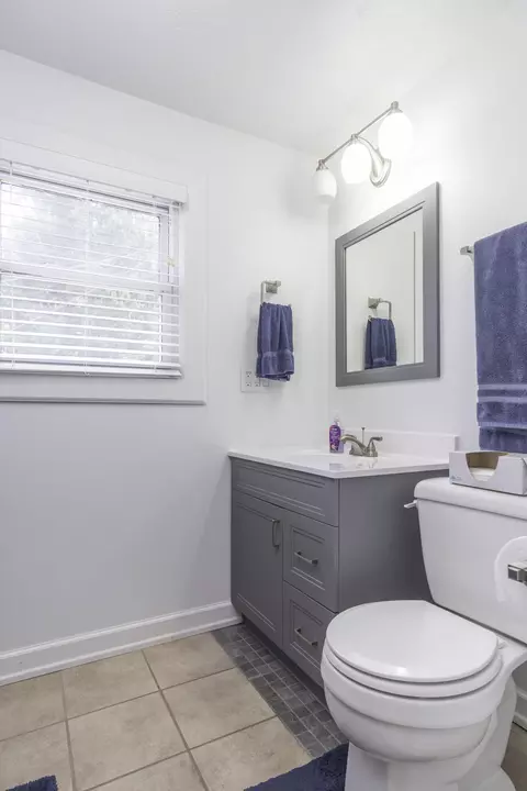 Bath - 711 Campbell Rd, Sidney, OH 45365 photo 1 of 4