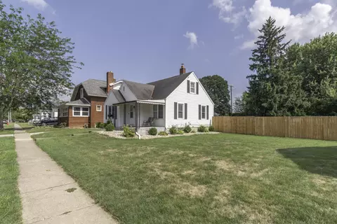 Exterior - 711 Campbell Rd, Sidney, OH 45365 photo 5 of 6