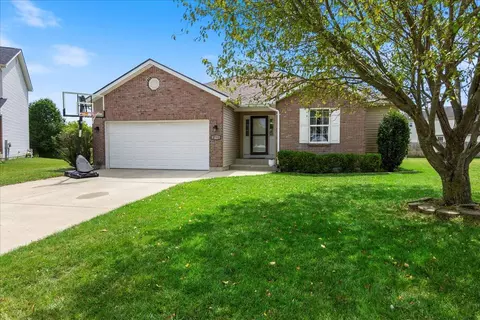 2732 Southside Dr, Troy, OH 45373