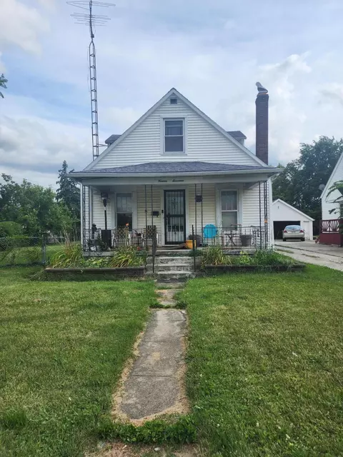 1417 Covington Ave, Piqua, OH 45356