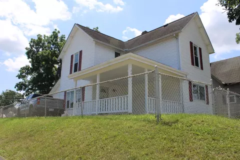 2041 Columbus Ave, Springfield, OH 45503