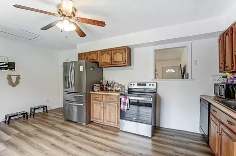 Kitchen - 4494 Blough Dr, Enon, OH 45323 photo 2 of 4