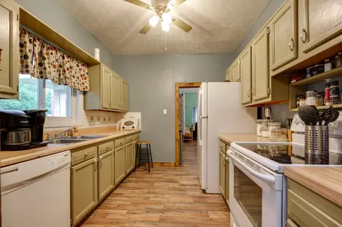 3317 E High St, Springfield, OH 45505 photo 17