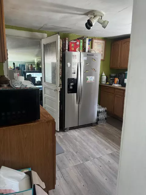 Kitchen - 244 Raffensperger Ave, Springfield, OH 45505 photo 1 of 2