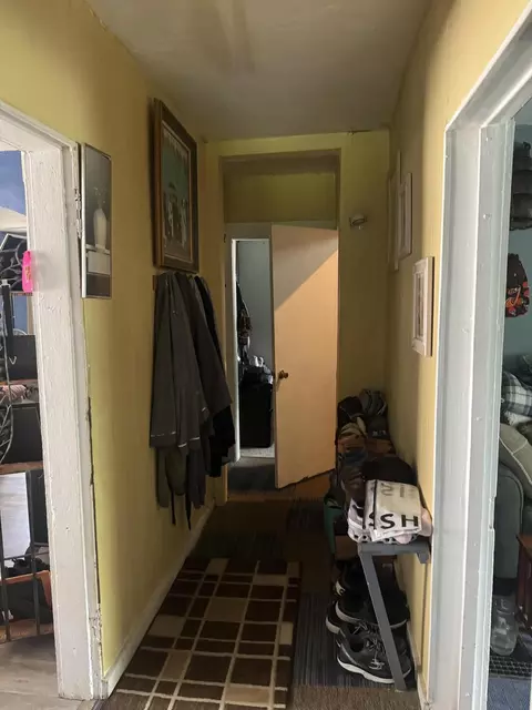 Entry Way - 244 Raffensperger Ave, Springfield, OH 45505 photo 1 of 1
