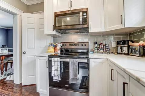 Kitchen - 507 E Fulton St, Celina, OH 45822 photo 3 of 4