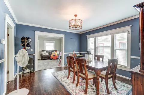 Dining - 507 E Fulton St, Celina, OH 45822 photo 2 of 3