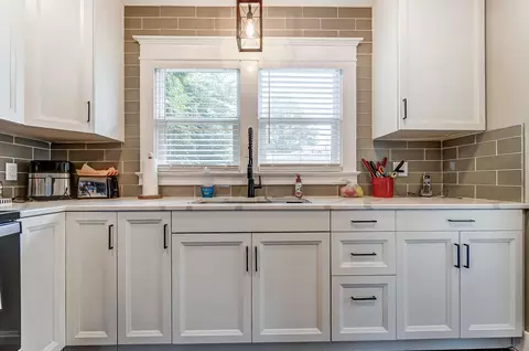 Kitchen - 507 E Fulton St, Celina, OH 45822 photo 2 of 4