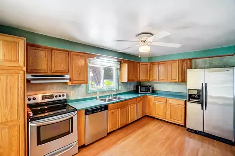 Kitchen - 5410 Stoneridge Dr, Springfield, OH 45503 photo 1 of 4