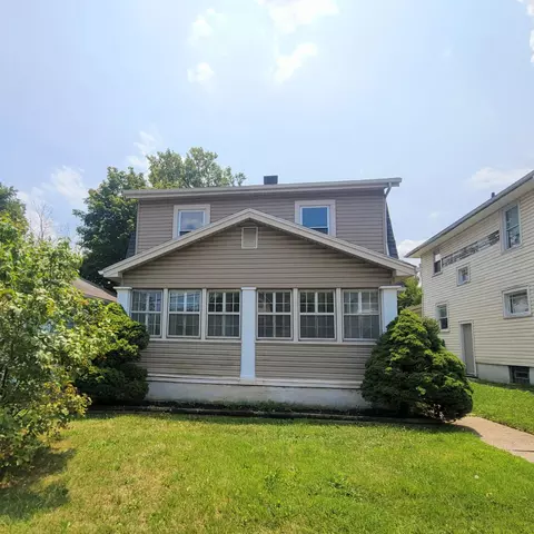 204 E Siebenthaler Ave, Dayton, OH 45405
