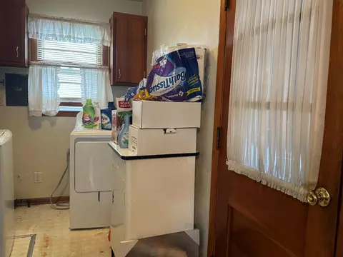 302 Maple St, Covington, OH 45318 photo 8