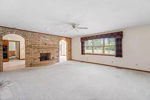 4400 Grange Hall Rd, Springfield, OH 45504 photo 17