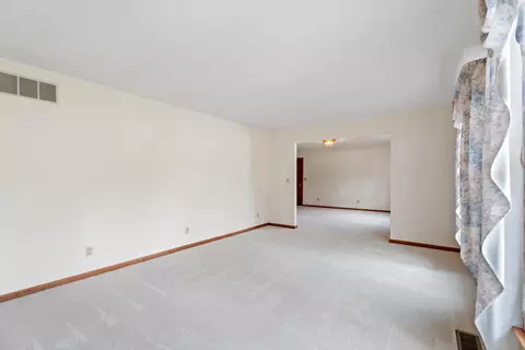 4400 Grange Hall Rd, Springfield, OH 45504 photo 13