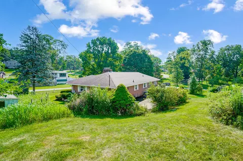 1858 Devon Dr, Springfield, OH 45503 photo 35