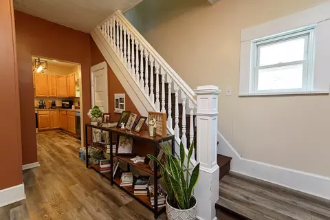 1026 N Burnett Rd, Springfield, OH 45503 photo 3