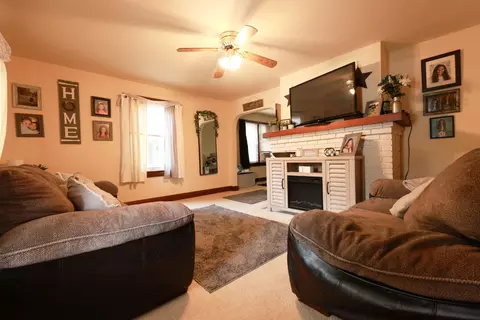 136 E 2nd St, Springfield, OH 45504 photo 4