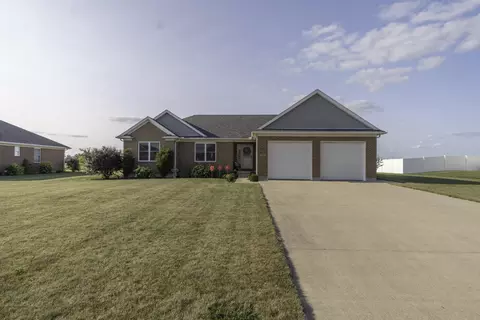 116 Timber Trl, Anna, OH 45302