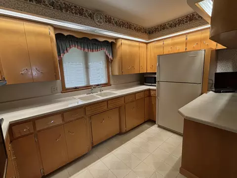 Kitchen - 409 E South St, Coldwater, OH 45828 photo 3 of 3