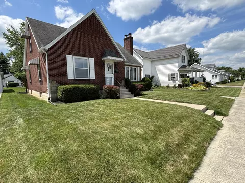 Exterior - 409 E South St, Coldwater, OH 45828 photo 3 of 8