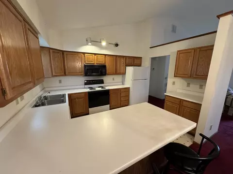 Kitchen - 1196 Old Farm Ln, Springfield, OH 45503 photo 2 of 3