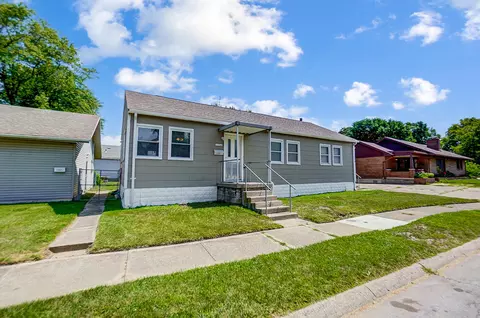1704 East St, Springfield, OH 45505