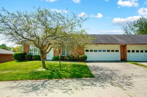 757 Grandview Dr, Springfield, OH 45503 photo 2