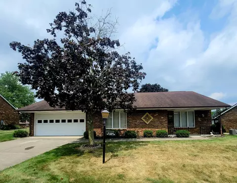 1044 Carson Ln, Springfield, OH 45503