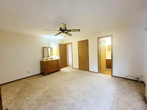 1044 Carson Ln, Springfield, OH 45503 photo 11