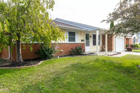 1810 Britton Dr, Piqua, OH 45356