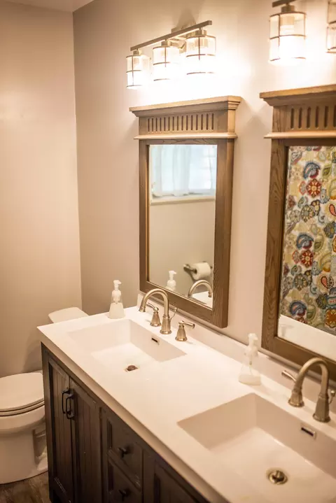 Bath - 1614 S Bird Rd, Springfield, OH 45505 photo 1 of 3