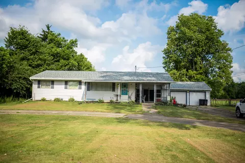 1614 S Bird Rd, Springfield, OH 45505