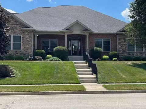 2101 Eagles Lake Dr, Piqua, OH 45356