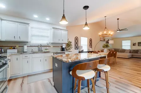 Kitchen - 577 Hiser Ave, Springfield, OH 45503 photo 2 of 5