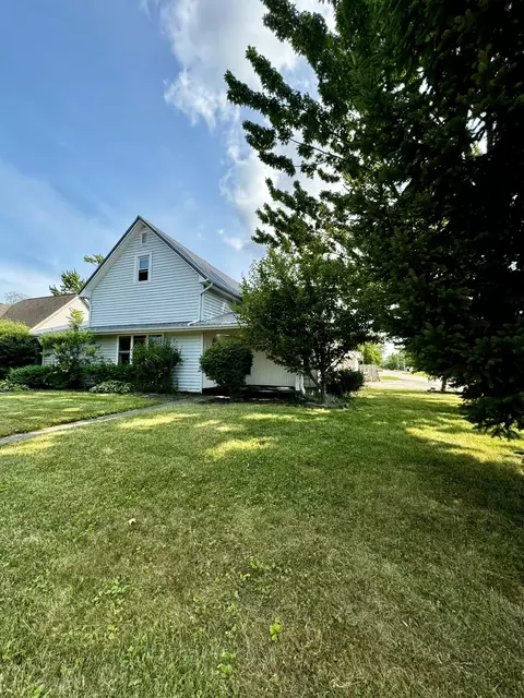 154 E 2nd St, Rockford, OH 45882