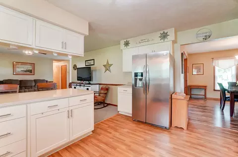 Kitchen - 1588 Willow Rd, Springfield, OH 45502 photo 9 of 9