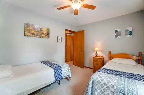 Bedroom - 1588 Willow Rd, Springfield, OH 45502 photo 4 of 4