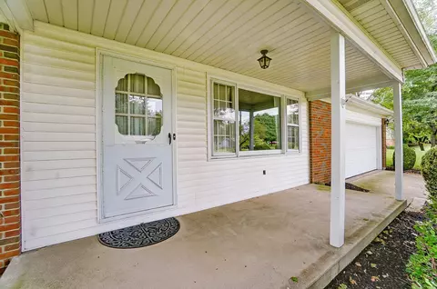 2717 Aberdeen Dr, Springfield, OH 45506 photo 4