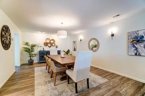 Dining - 2115 Oak Knoll Dr, Springfield, OH 45504 photo 3 of 7