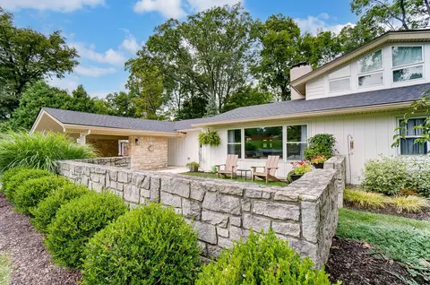 Exterior - 2115 Oak Knoll Dr, Springfield, OH 45504 photo 7 of 19